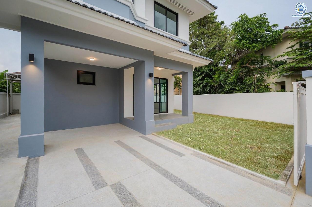 บ้านมือสองตกแต่งใหม่ แบรนด์ L&H โครงการ ชัยพฤกษ์ วัดลาดปลาดุก บนเนื้อที่ 59.5 ตร.ว. พื้นที่ใช้สอยมากถึง 108.5 ตร.ม. ฟังก์ชัน 3 ห้องนอน 2 ห้องน้ำ จอดรถได้ 1 คัน พร้อมพื้นที่ข้างบ้านกว้างตอบโจทย์ทุกการอยู่อาศัย บนทำเลดีที่สุด! ใกล้เซ็นทรัลเวสต์เกต ทางด่วน "กาญจนาภิเษก" และรถไฟฟ้าสายสีม่วง "สถานีคลองบางไผ่" ในราคาสุดคุ้ม